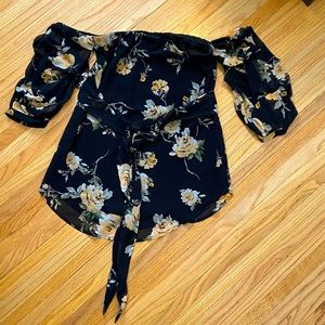 Floral too with puff ballon crop sleeve